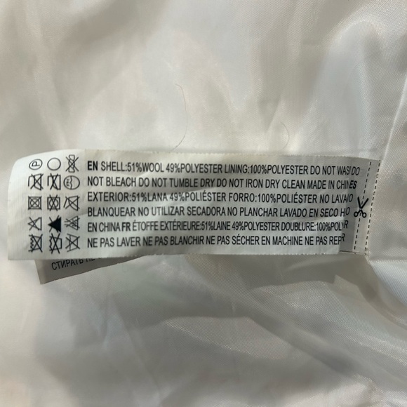 Forever 21 50% Wool White Double Breasted Jacket Size Small - Picture 7 of 9